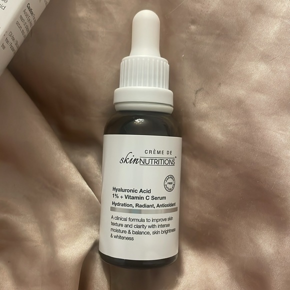Creme de Skin Nutritions Hyaluronic Acid and Vitamin C Serum NIB - Picture 4 of 4